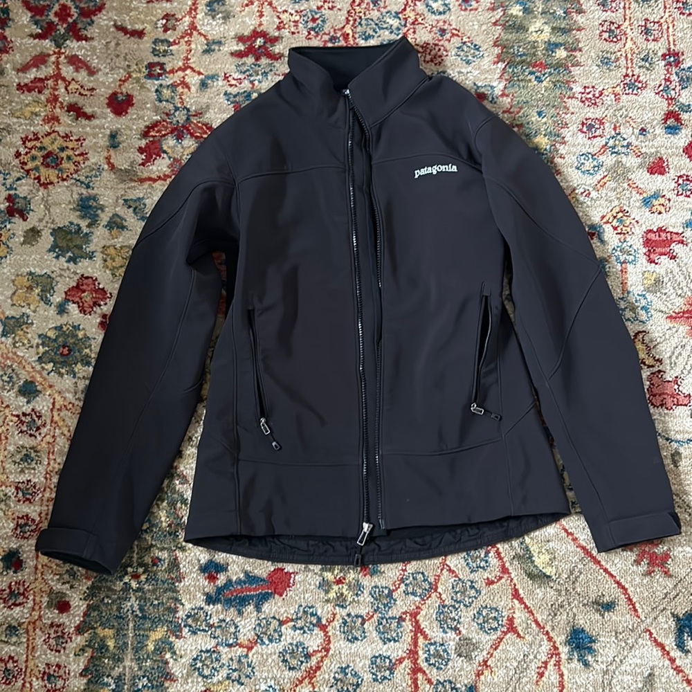 EUC Patagonia Ascent Jacket